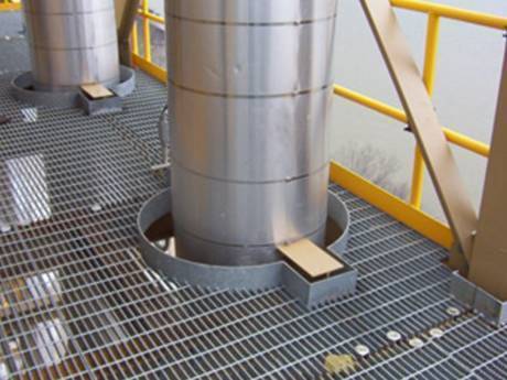 This is a industry operating platform with tube pass through steel grating platform.